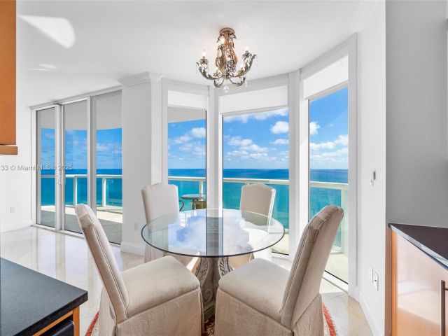 Apartment for sale  Unit #3801 - photo 6680258