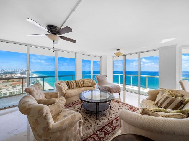 Apartment for sale  Unit #3801 - photo 6680262