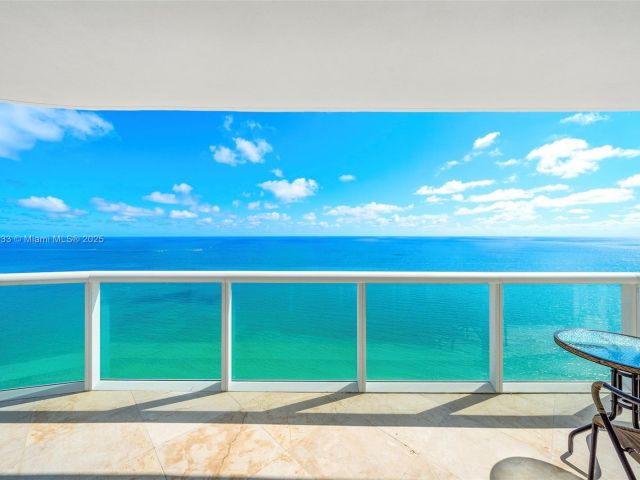 Apartment for sale  Unit #3801 - photo 6680263