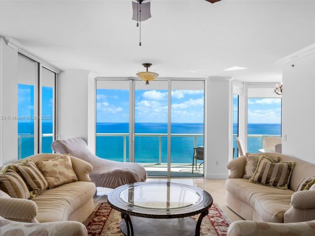 Apartment for sale  Unit #3801 - photo 6680264