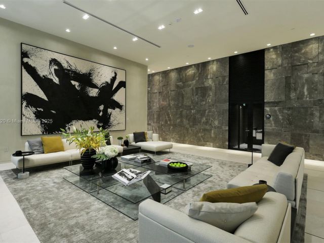 Apartment for sale  Unit #604 - photo 5654636