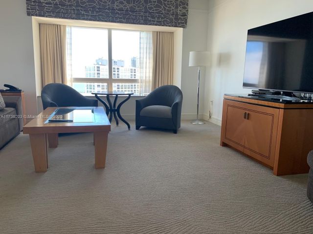 Apartment for sale  Unit #3506 - photo 5613141