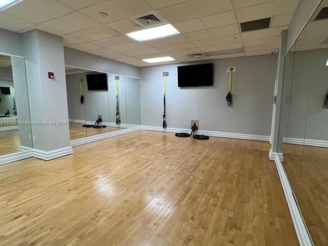 Apartment for rent  Unit #PH32 - photo 5634266