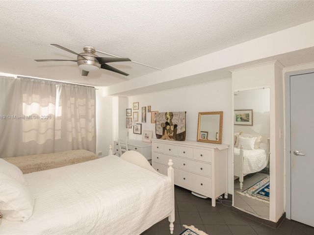 Apartment for sale  Unit #2009 - photo 5667786