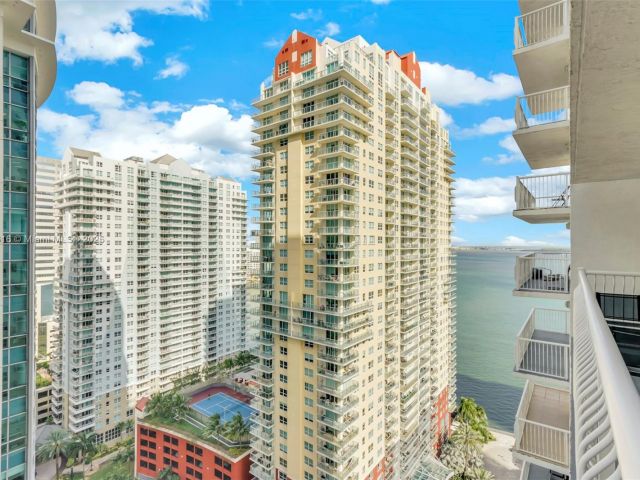 Apartment for sale  Unit #2504 - photo 6260690