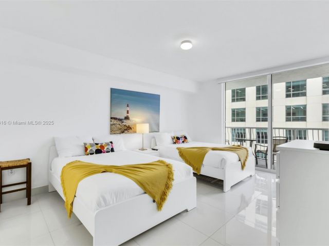 Apartment for sale  Unit #2504 - photo 6260693