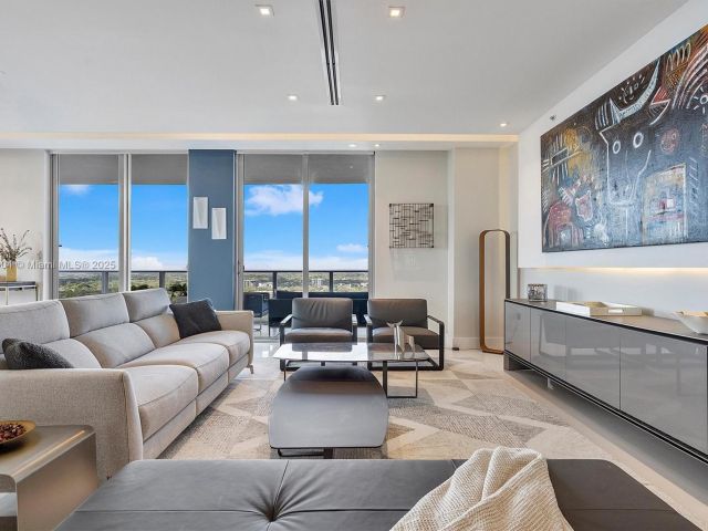 Apartment for sale  Unit #2302 - photo 6671330