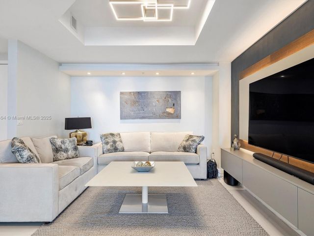 Apartment for sale  Unit #2302 - photo 6671334