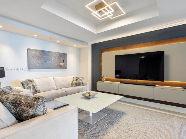 Apartment for sale  Unit #2302 - photo 6671335