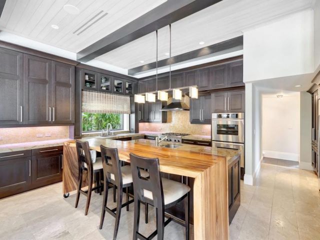 Home for sale at 815 IDLEWYLD DR - photo 6211671