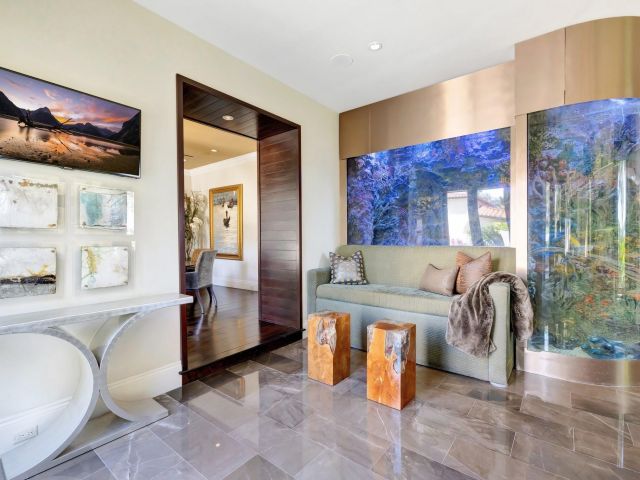 Home for sale at 815 IDLEWYLD DR - photo 6211673