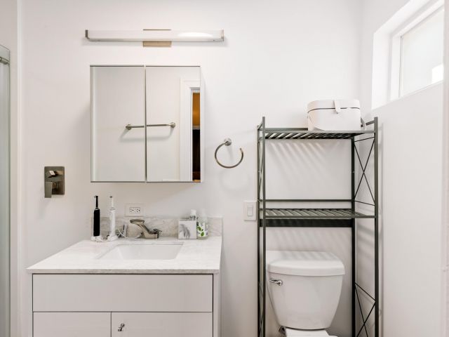 Home for sale at 1323 Lincoln Street - photo 5841177