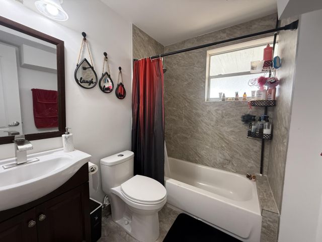 Home for sale at 303 NW 28 Way - photo 6172245