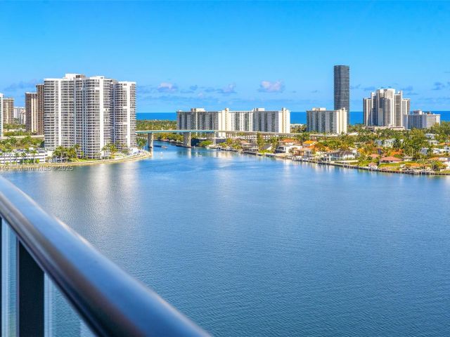 Apartment for sale  Unit #PH1508 - photo 5638866