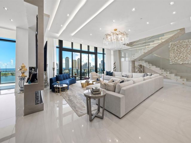 Apartment for sale  Unit #PH1508 - photo 5638873