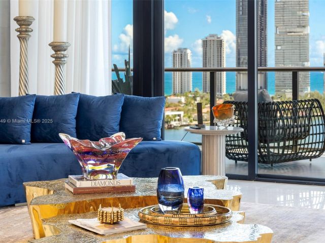 Apartment for sale  Unit #PH1508 - photo 5638877