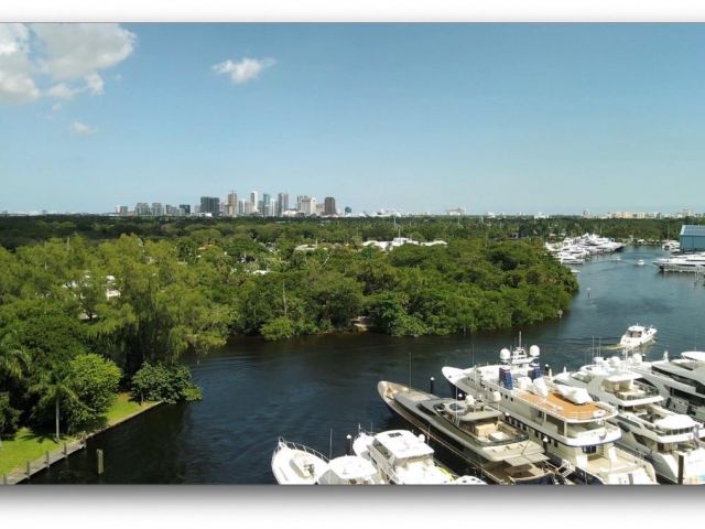 Home for sale at 1421 SW 23rd Court - photo 5774309