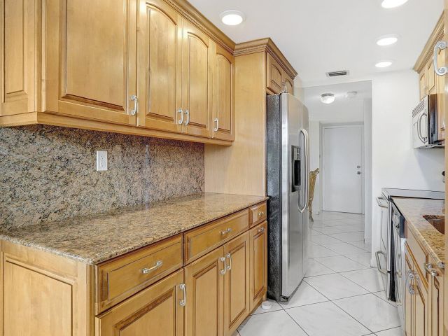 Apartment for sale  Unit #308 - photo 5668813