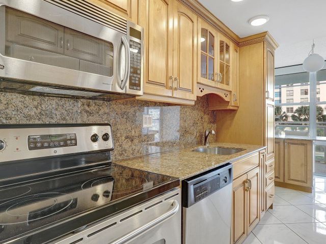 Apartment for sale  Unit #308 - photo 5668816