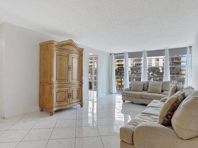 Apartment for sale  Unit #308 - photo 5668817