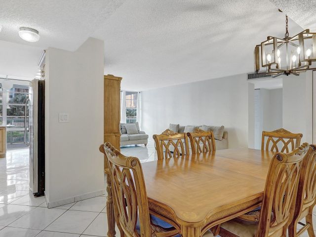 Apartment for sale  Unit #308 - photo 5668818