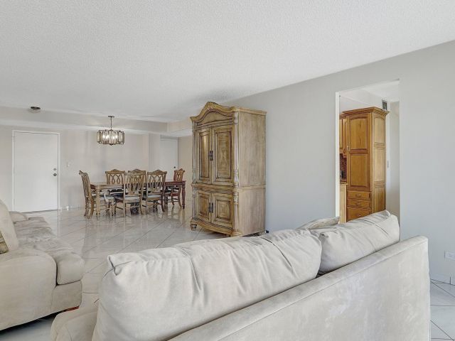 Apartment for sale  Unit #308 - photo 5668823