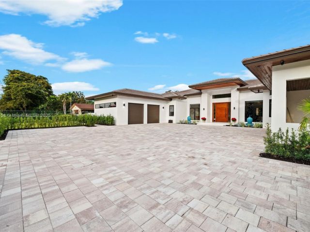 Home for sale at 7775 SW 72nd Ave - photo 6108322