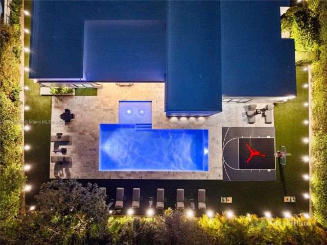 Home for rent at 1941 NE 196th Ter - photo 6121497