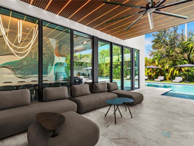 Home for rent at 1941 NE 196th Ter - photo 6121498