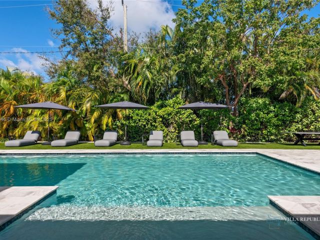 Home for rent at 1941 NE 196th Ter - photo 6121499