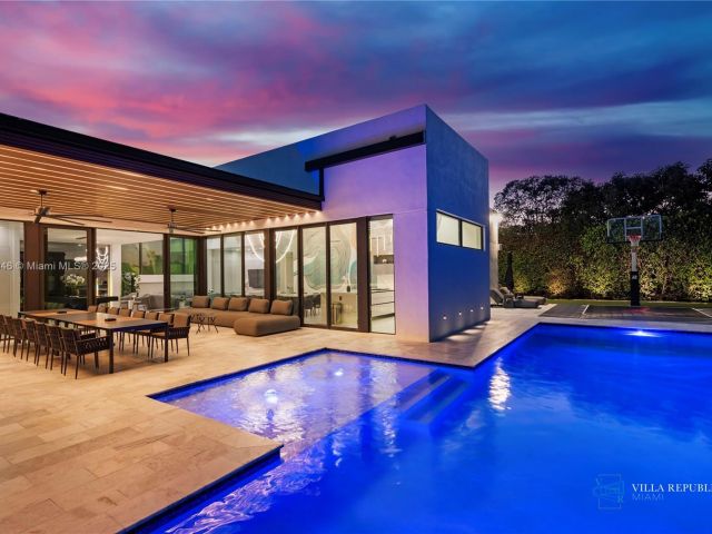 Home for rent at 1941 NE 196th Ter - photo 6121510