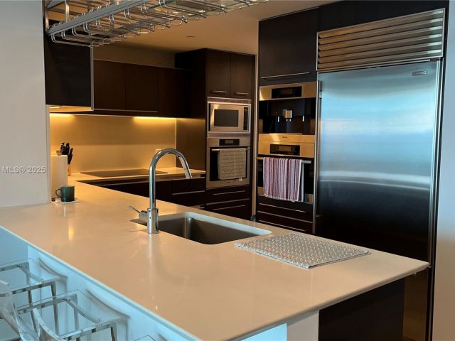 Apartment for sale  Unit #2702 - photo 6268512