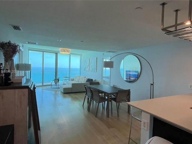 Apartment for sale  Unit #2702 - photo 6268516