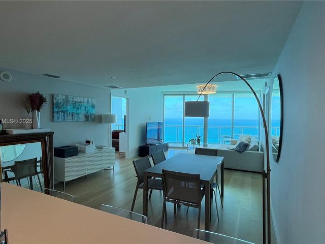 Apartment for sale  Unit #2702 - photo 6268517