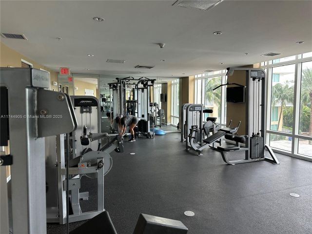 2-bedroom condo for sale in Hallandale Beach - 1755 E Hallandale Beach Blvd MEZ7E - MondialRealty