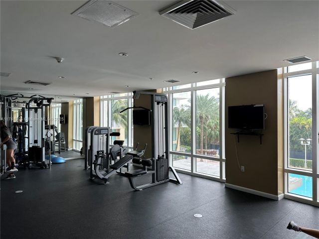 2-bedroom condo for sale in Hallandale Beach - 1755 E Hallandale Beach Blvd MEZ7E - MondialRealty