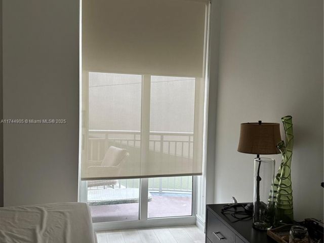 2-bedroom condo for sale in Hallandale Beach - 1755 E Hallandale Beach Blvd MEZ7E - MondialRealty