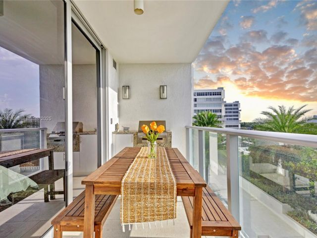 Apartment for sale  Unit #605 - photo 5741426