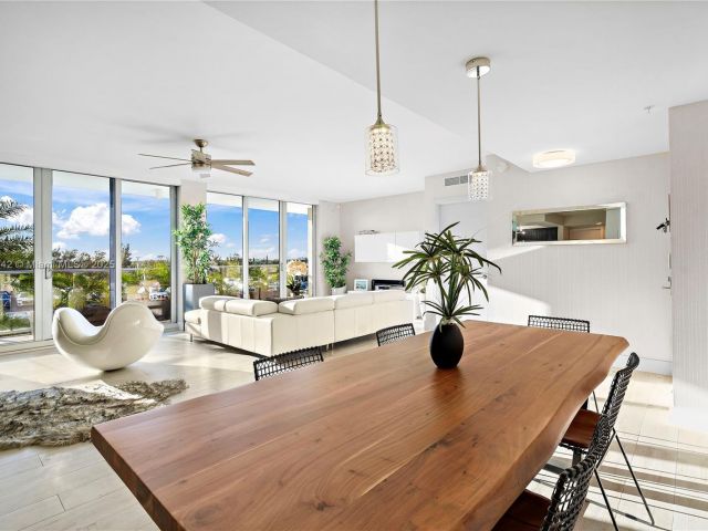 Apartment for sale  Unit #605 - photo 5741431