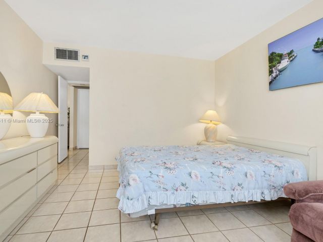 Apartment for sale  Unit #724 - photo 5714519