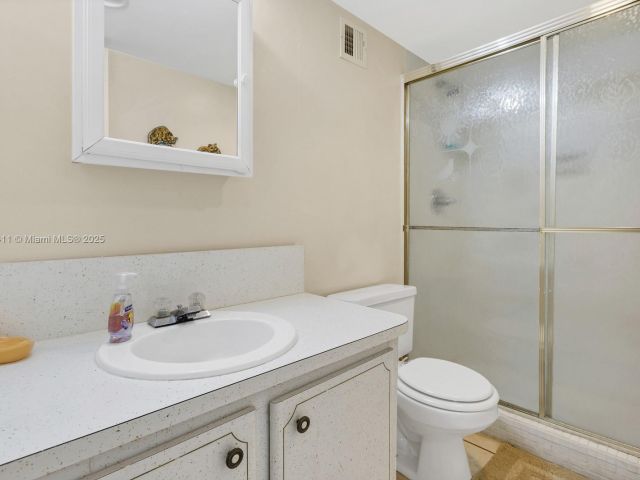 Apartment for sale  Unit #724 - photo 5714521