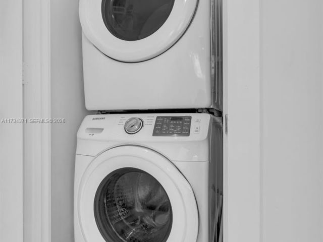 1-bedroom condo for sale in Fort Lauderdale - 315 NE 3rd Ave 1804 - MondialRealty