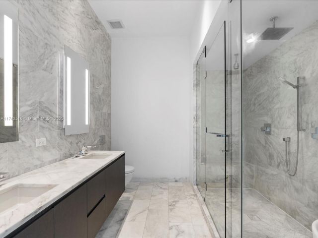 Apartment for sale  Unit #5101 - photo 5612386