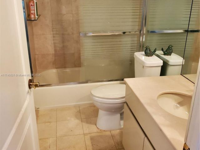 Apartment for sale  Unit #1902 - photo 5689122