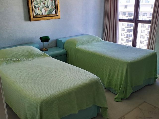 Apartment for sale  Unit #1902 - photo 5689123