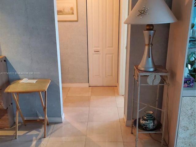 Apartment for sale  Unit #1902 - photo 5689134