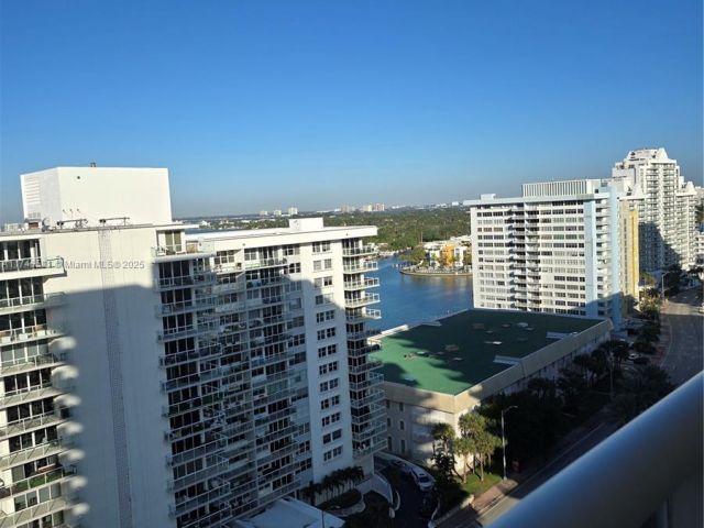 Apartment for sale  Unit #1902 - photo 5689138