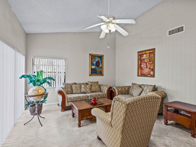 Home for sale at 2195 NW 14th Street - photo 5880037