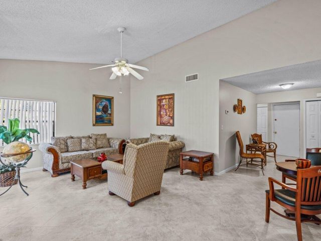 Home for sale at 2195 NW 14th Street - photo 5880038