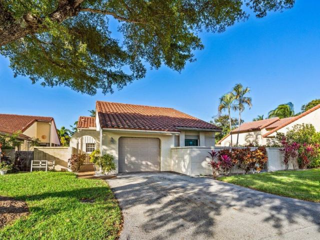 Home for sale at 2195 NW 14th Street - photo 5880042